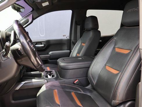 Used 2021 GMC Sierra 1500 AT4 w/ AT4 Premium Package AWD/4WD image 9