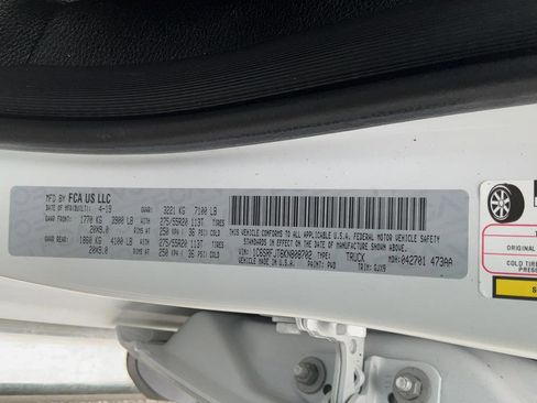 Used 2019 RAM 1500 Laramie AWD/4WD image 25