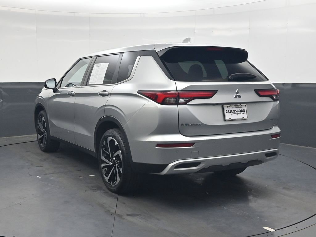 Used 2024 Mitsubishi Outlander SE FWD image 7