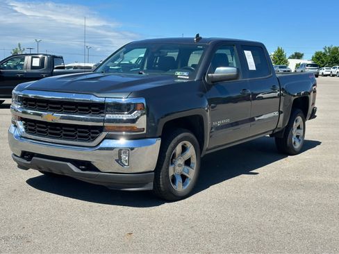 Used 2018 Chevrolet Silverado 1500 LT w/ LT Eassist Package AWD/4WD image 1