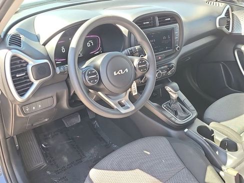 Used 2024 Kia Soul LX w/ Option Group 015 FWD image 15