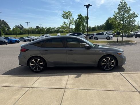 Certified 2025 Honda Civic Sport Touring image 5