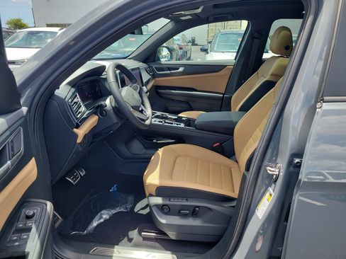 New 2026 Volkswagen Atlas Cross Sport SEL R-Line AWD/4WD image 16