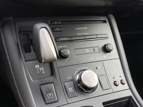 Used 2014 Lexus CT 200h w/ F Sport w/Nuluxe Interior image 23