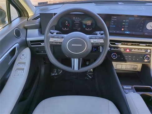 Used 2025 Hyundai Sonata SEL image 15