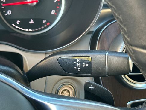 Used 2022 Mercedes-Benz GLC 300 image 20