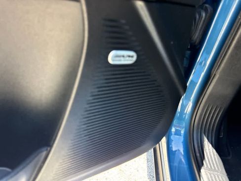 Used 2023 Dodge Challenger R/T Scat Pack w/ Plus Package RWD image 15