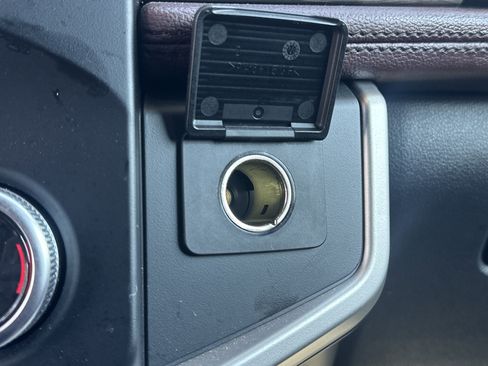 Used 2024 Ford Expedition Max Limited image 17