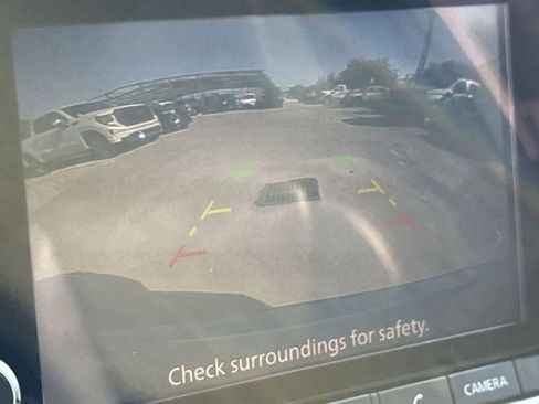 Used 2023 Nissan Rogue SV FWD image 19