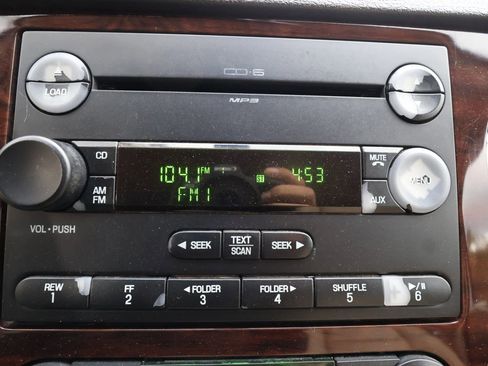 Used 2008 Ford F250 Lariat image 21