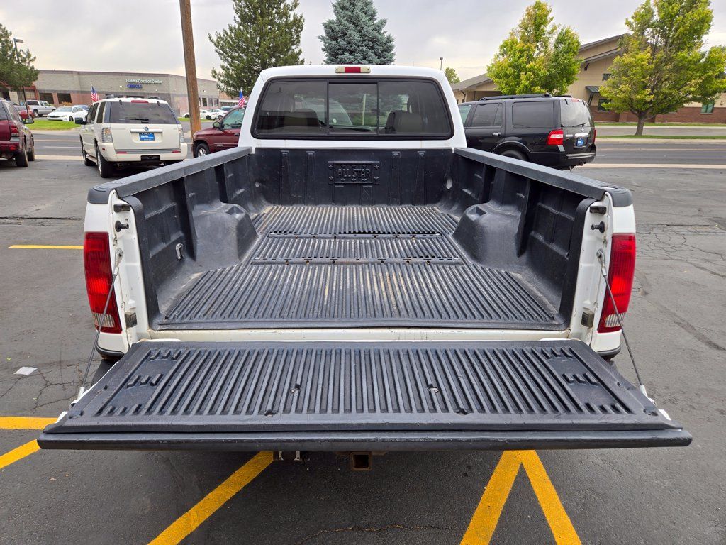 Used 2004 Ford F350 4x4 Crew Cab DRW Super Duty image 6