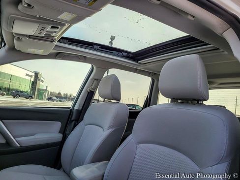 Used 2015 Subaru Forester 2.5i Premium image 10