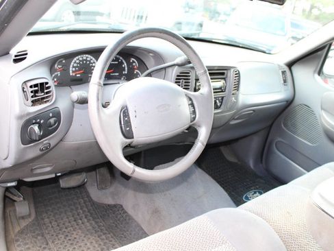 Used 2002 Ford F150 XLT image 13