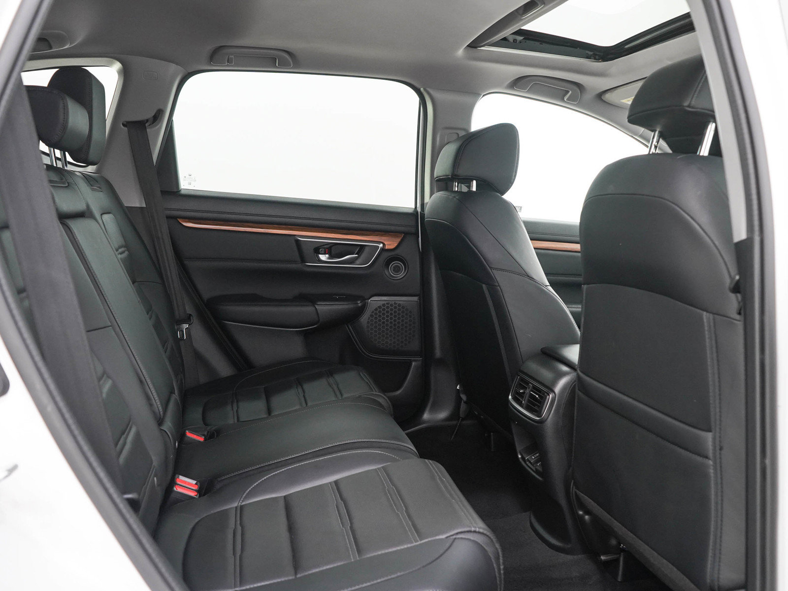 Used 2022 Honda CR-V Touring image 14