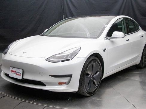 Used 2019 Tesla Model 3 Standard Range Plus image 6