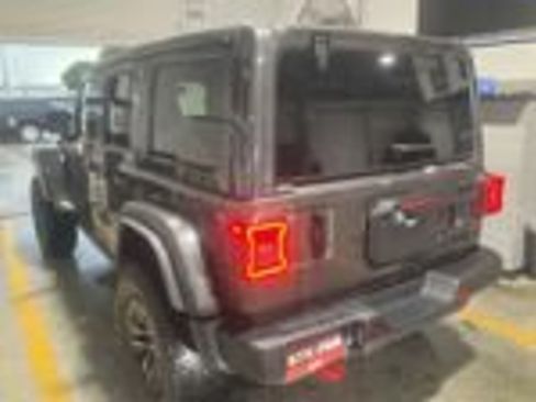 Used 2026 Jeep Wrangler Unlimited Rubicon AWD/4WD image 11