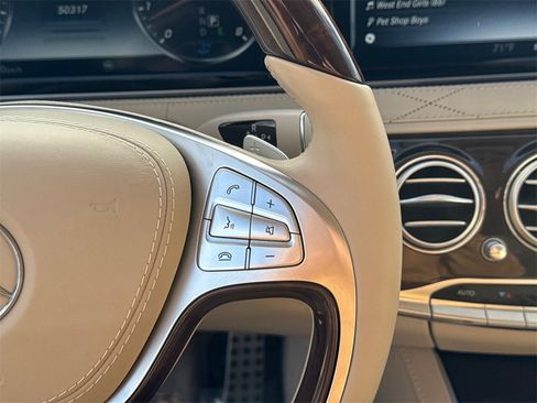 Used 2017 Mercedes-Benz S 550 Sedan image 26