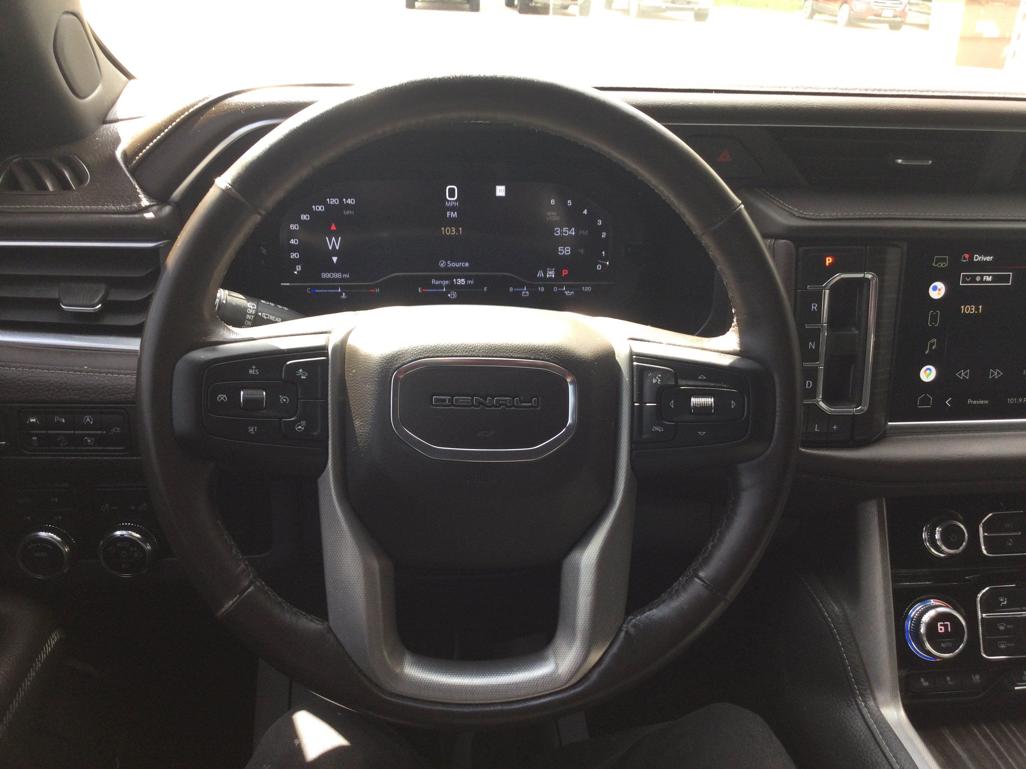 Used 2022 GMC Yukon Denali AWD/4WD image 19