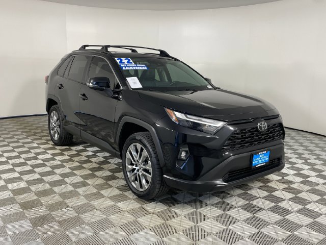 Used 2022 Toyota RAV4 XLE Premium AWD/4WD image 26