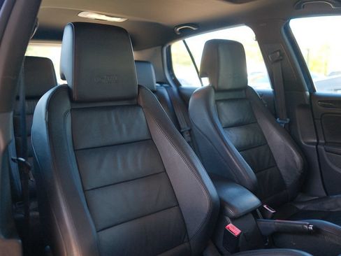 Used 2011 Volkswagen GTI 4-Door FWD image 27