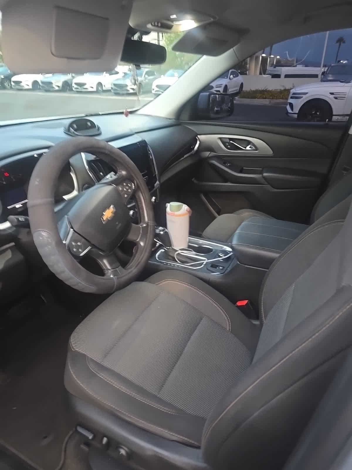 Used 2019 Chevrolet Traverse LT w/ LPO, Cargo Package FWD image 6