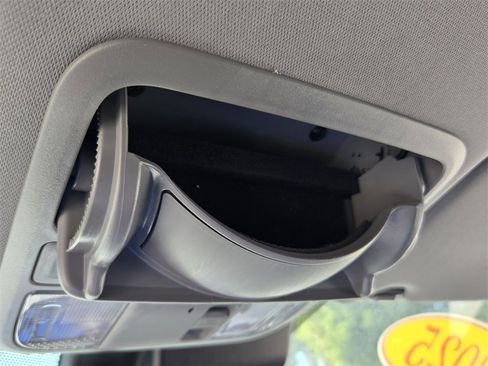 Used 2025 Honda Ridgeline Sport image 31