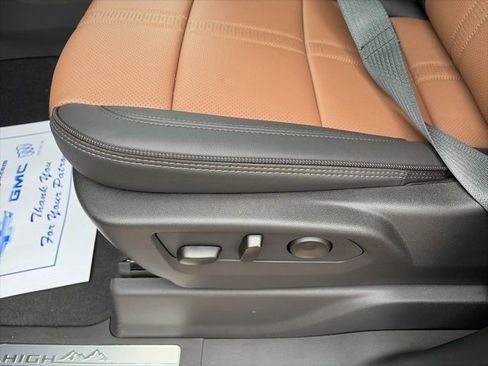 New 2026 Chevrolet Silverado 1500 High Country image 18