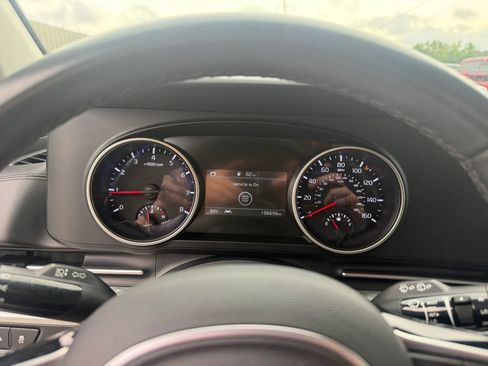 Used 2024 Kia Carnival LX FWD image 22