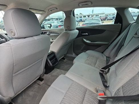 Used 2016 Chevrolet Impala LS FWD image 20