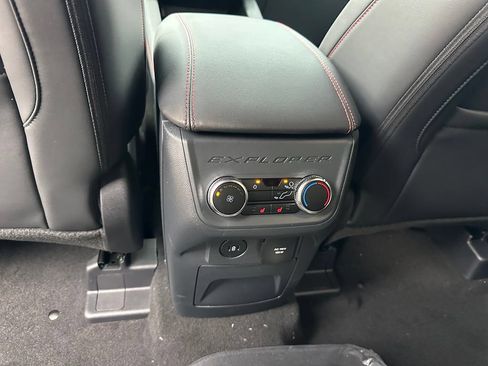 New 2026 Ford Explorer ST-Line w/ ST-Line Street Pack AWD/4WD image 25