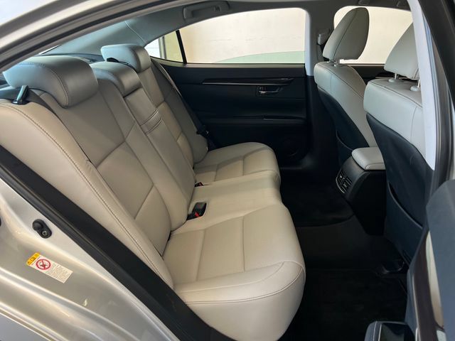 Used 2018 Lexus ES 350 w/ Premier Package FWD image 44