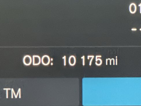 Used 2025 Volvo XC90 B6 Plus image 24