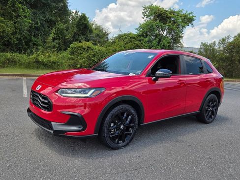 Used 2023 Honda HR-V Sport image 3