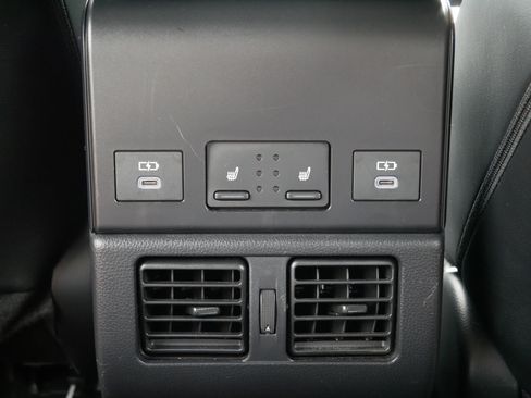Used 2023 Subaru Solterra AWD image 12