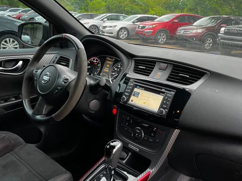 Used 2018 Nissan Sentra NISMO FWD image 14