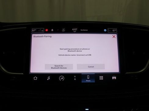 Used 2022 Chrysler Pacifica Limited image 43