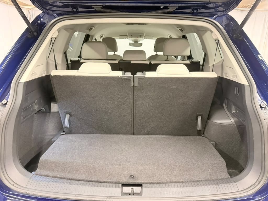 Used 2023 Volkswagen Tiguan SE FWD image 10