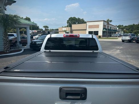 Used 2020 GMC Canyon 2WD Crew Cab w/ Convenience Package image 5