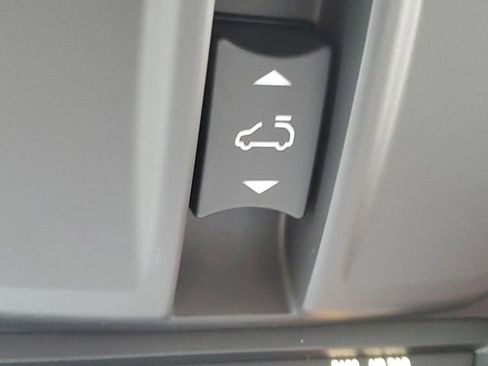 Used 2026 Subaru Forester Premium image 35