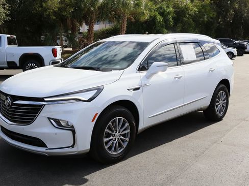 Certified 2023 Buick Enclave Premium image 4