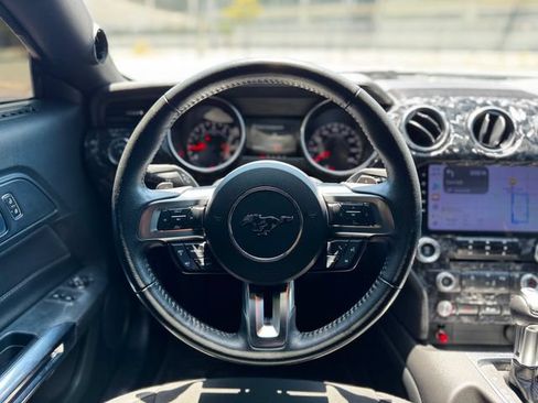 Used 2020 Ford Mustang Coupe RWD image 30