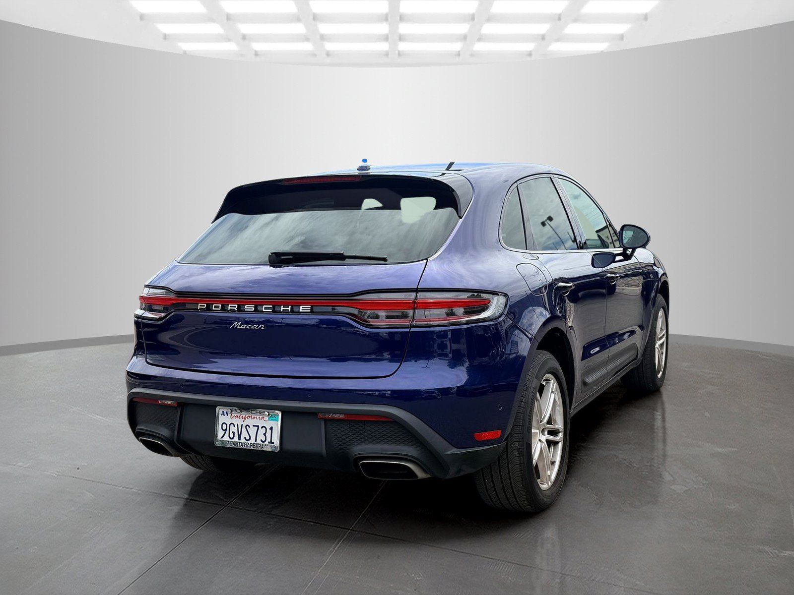 Used 2023 Porsche Macan Turbo AWD/4WD image 5