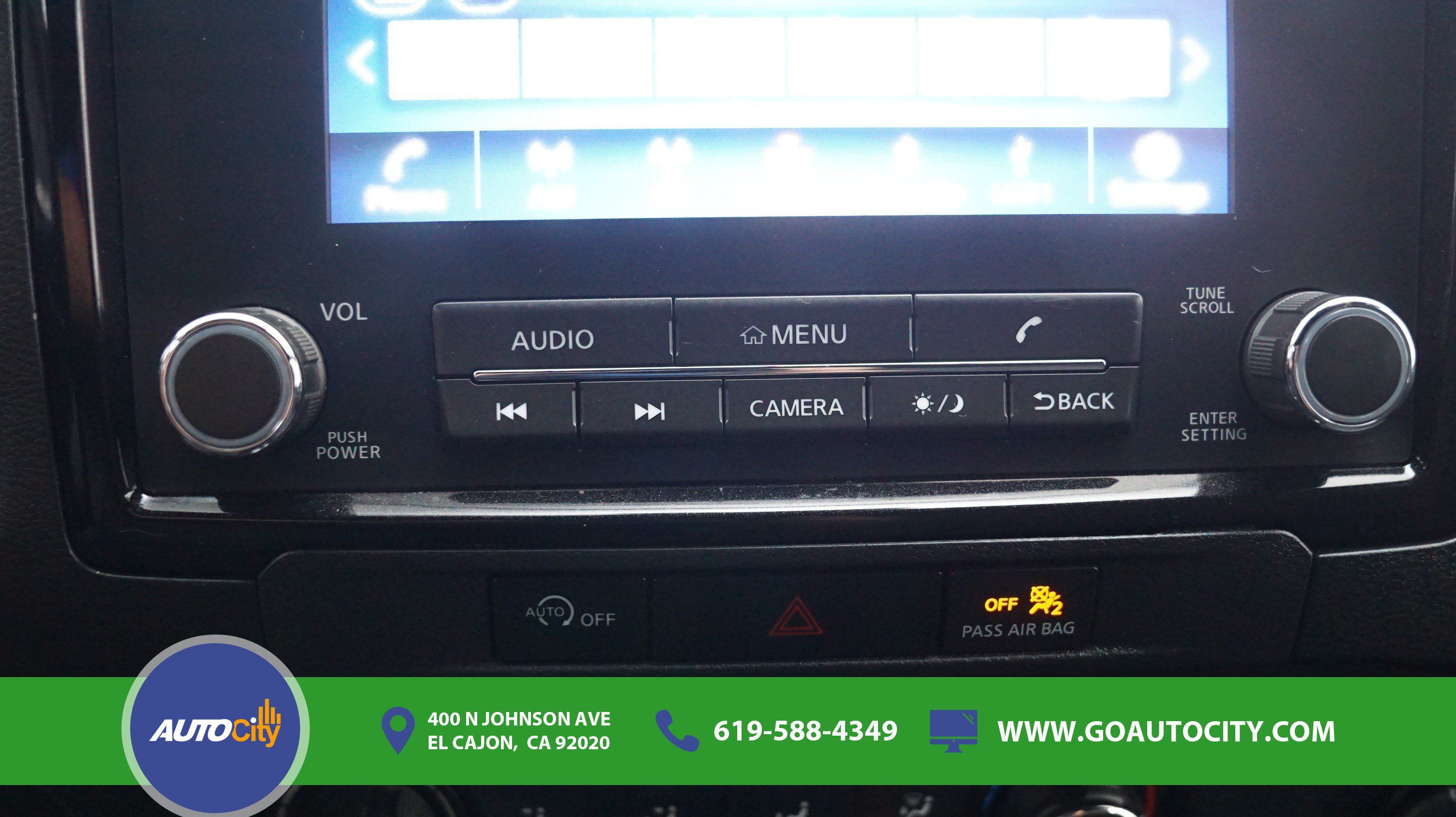 Used 2023 Nissan Frontier SV w/ Midnight Edition Package RWD image 22