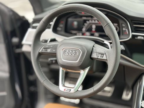 Used 2024 Audi RS Q8 image 11