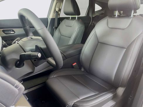 Used 2025 Nissan Murano SL w/ Cargo Package image 18