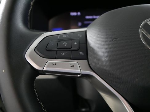 Used 2025 Volkswagen Taos S image 27