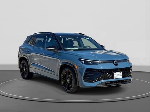 New 2026 Volkswagen Tiguan SE R-Line FWD image 1