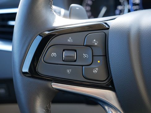 Used 2023 Buick Enclave Avenir w/ Avenir Technology Package image 31