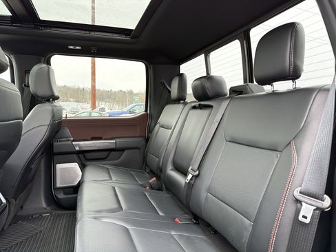 Used 2022 Ford F150 Lariat w/ Equipment Group 502A High image 33