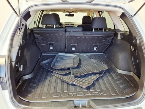 Used 2019 Subaru Outback 2.5i Premium w/ Popular Package #2 image 6